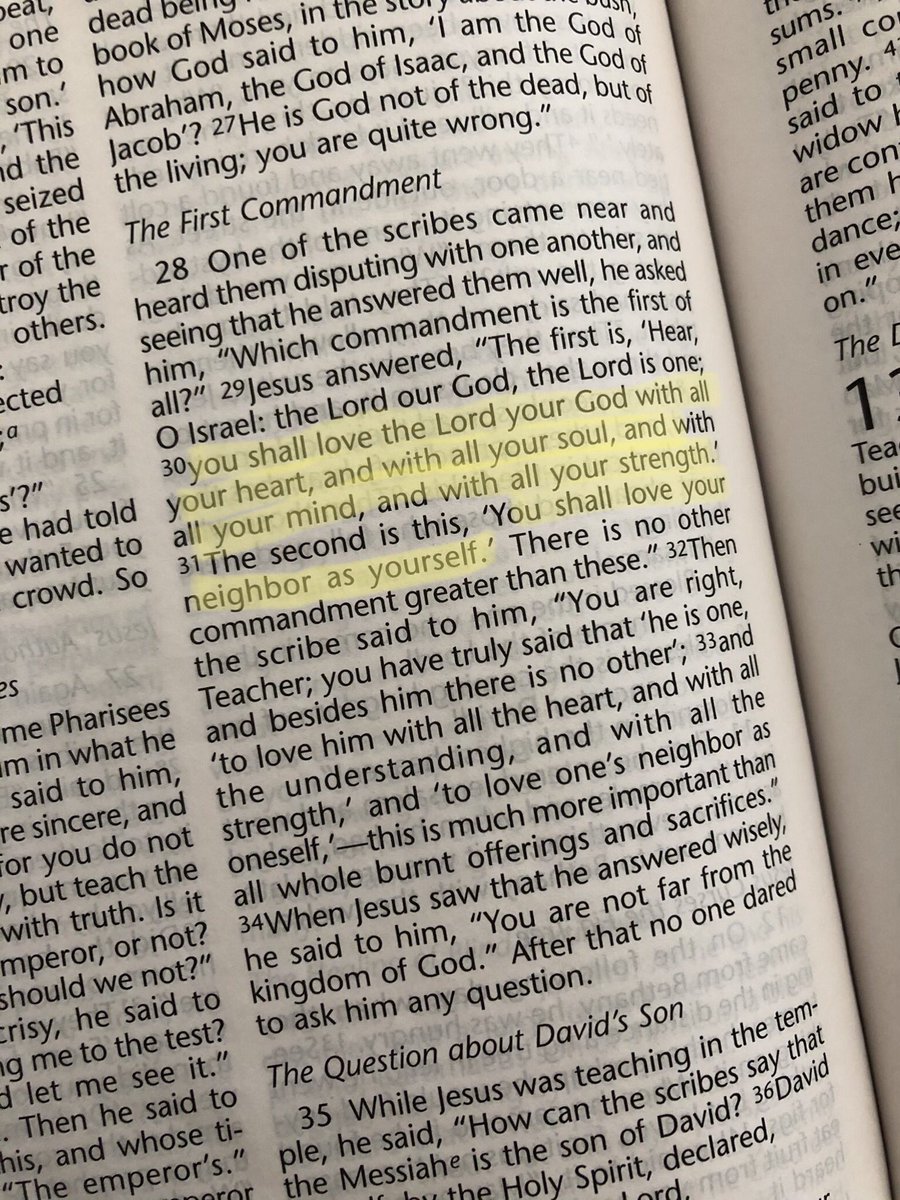 meaculpatea's tweet image. Some questions we should ask ourselves daily:
1. Do I have a loving heart?
2. Do I love God with all my heart?
3. Do I love my neighbours, both the ones I like and don’t like?
4. Do I love myself as I am?

#GreatestCommandment
#CatholicTwitter