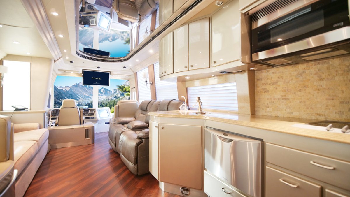 Recent surveys suggest Americans will favor more insular forms of travel from here on out. More people than ever are turning to RVs for their travel. thedrive.com/news/33346/sur…