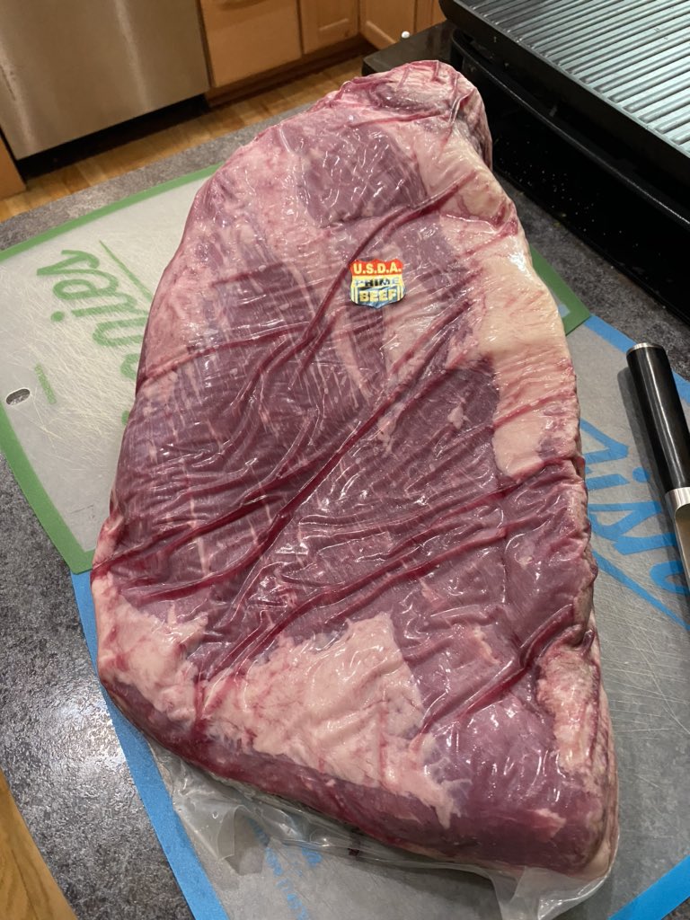 GiantLB56's tweet photo. Brisket happening here tonight and into tomorrow #vabbq #weber #webersmokeymountain #cromdillybrewbbq https://t.co/y5NiXFfMnO