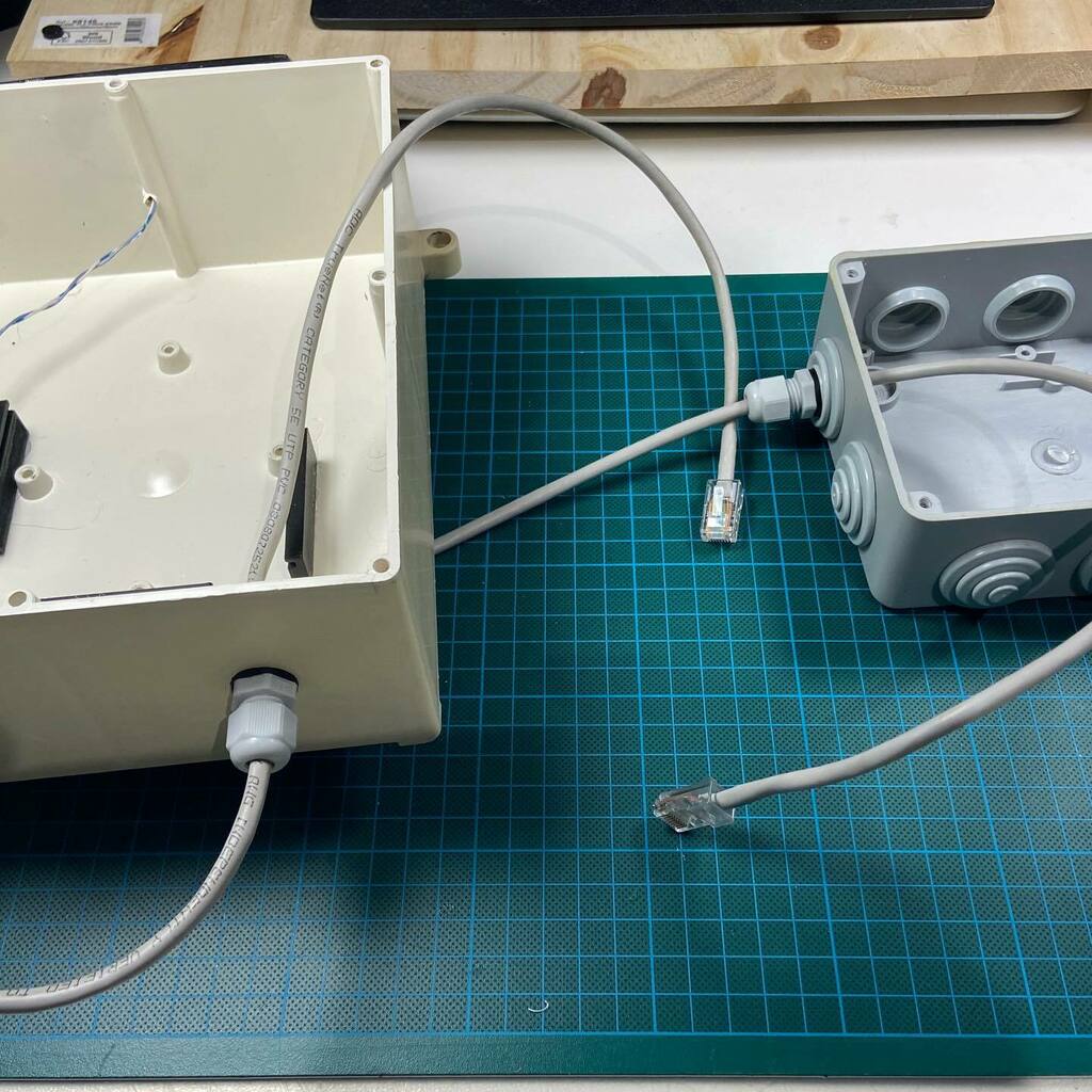 GroundzeroSpace's tweet photo. Preparing the connections #newproject #themakersstuff #groundzerospace https://t.co/nwFV4r5Bku https://t.co/fx5XCUEm04