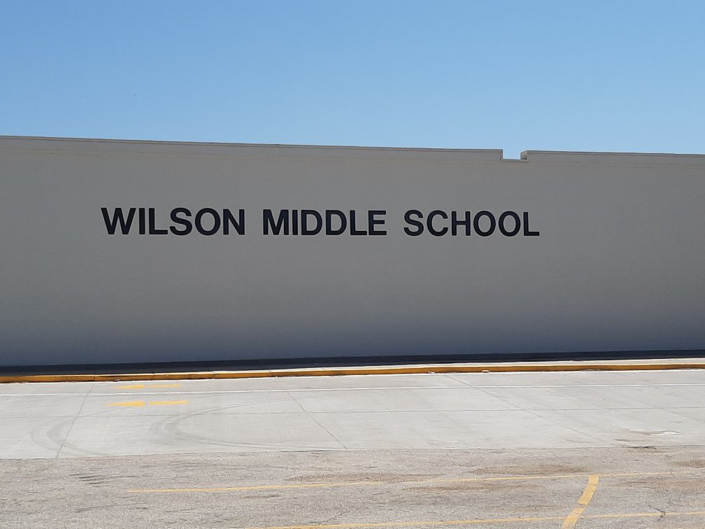 Wilson Middle School at the Madison Campus is officiallyready for the 2020-21 school year! #ToNewBeginings #YellowJackets <a href="/WilsonMS_CB/">Wilson Middle School CB</a> <a href="/CBCommSchools/">CouncilBluffsSchools</a>