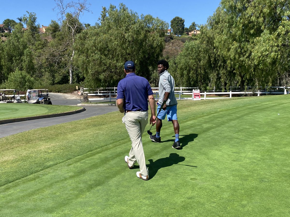 UnitedChampion5's tweet photo. Fun on the course! 

#UC4C #JumpGTA @Jump_gta @NFL #NFL #charityevent https://t.co/KJfwaE5WZn