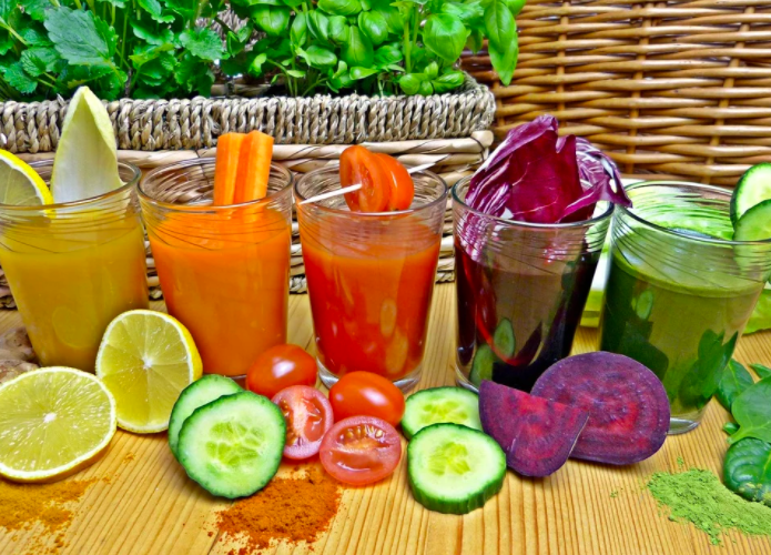 Alejolucas's tweet photo. Looking for great recipes for juicing.

Not for health problems, nor losing weight, just trying to include more veggies and fruits in my diet.

What's the best you've ever juiced?

Thanks!!! 

#Juicing https://t.co/YJBlKf4UYh