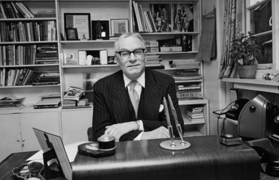 Fue el primer actor nominado a un Óscar al Mejor actor en 5 décadas consecutivas: 1930-1970, inclusives.Sólo Katharine Hepburn (1930, 1940, 1950, 1960 y 1980), Paul Newman (1950, 1960, 1980, 1990 y 2000) y Jack Nicholson (1960, 1970, 1980, 1990 y 2000) igualaron esta hazaña.