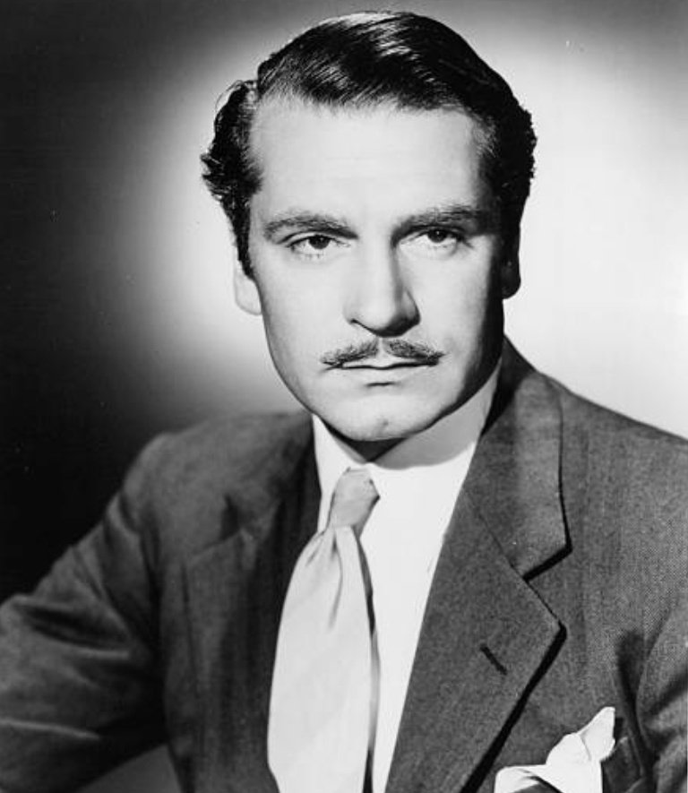 Fue nominado 13 veces para distintas modalidades del Premio de la Academia. 9 como Mejor actor, 1 como Mejor actor de reparto, 2 veces como Mejor película, y 1 vez como Mejor director.En el campo exclusivo actoral, sólo Meryl Streep con 16 (13 en la categoría de Mejor actriz),