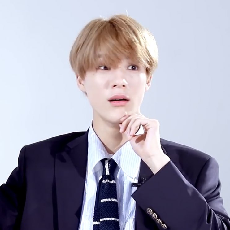 Jeno as the cat emojis; a very cute thread because i miss jeno. please come home 