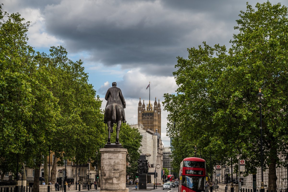 [THREAD]  #photooftheday 10th July 2020: Whitehall https://sw1a0aa.pics/2020/07/10/whitehall/