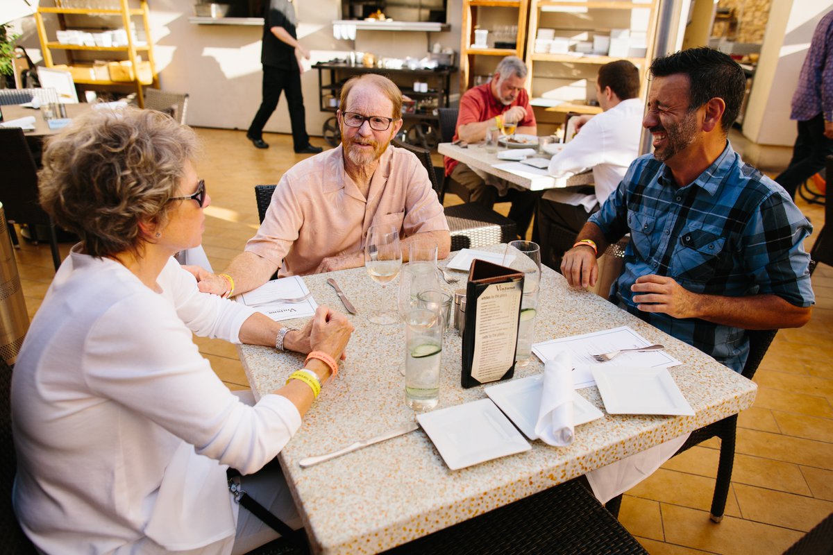 TheCentreTweets's tweet photo. Dine with a view, and good weather, too! Treat yourself to award-winning cuisine and one-of-a-kind ambiance on the patios at Vintana wine + dine. #TimeWellSpent https://t.co/oVnmZQYNrR
