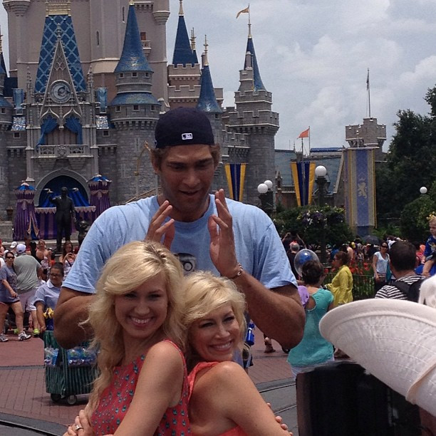 Alex Kennedy On Twitter Fun Fact Brook Lopez Owns A Home On Walt Disney World Property Disney Designed A Resort Community Called Golden Oak For Huge Disney Fans Living There Comes With