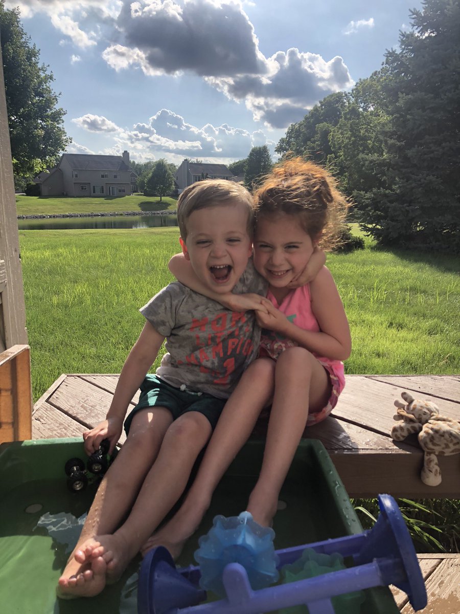 ryansongs's tweet photo. Todayโs perfect moment! #TheCheeto #TheGusbuster https://t.co/0lsV8kri9P
