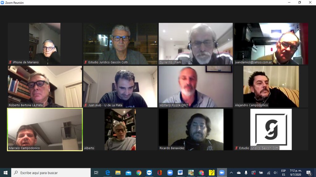 clublostilos's tweet photo. Ayer hubo encuentro virtual de presidentes de los cinco clubes de la ciudad, con el fin de formar una comisión para empezar a pensar en la vuelta a la actividad y trabajar en conjunto por el rugby platense. 🤝🖥 @laplatarugby @clubsanluis_ok @universitariolp @albatrosrugby https://t.co/fqTMKKmDah