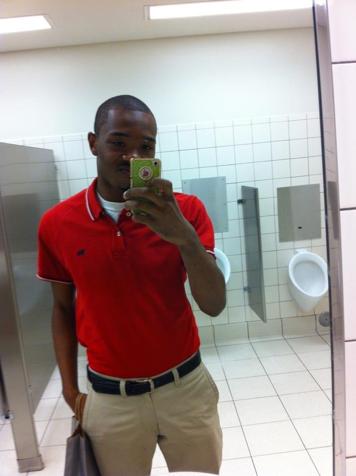 TreiGreen's tweet photo. 8 years ago today I was in orientation to be a cashier, now I am a benched Store Director. So thankful for the opportunities and the great leaders that I have met along the way. ❤️ https://t.co/xsm4scdzom