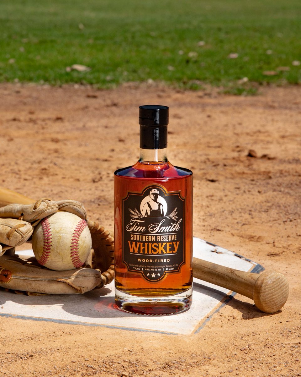TimSmithSpirits's tweet photo. Tim Smith Southern Reserve Whiskey, always a home run. #WelcomeBackMLB https://t.co/1Iuos1HjJj