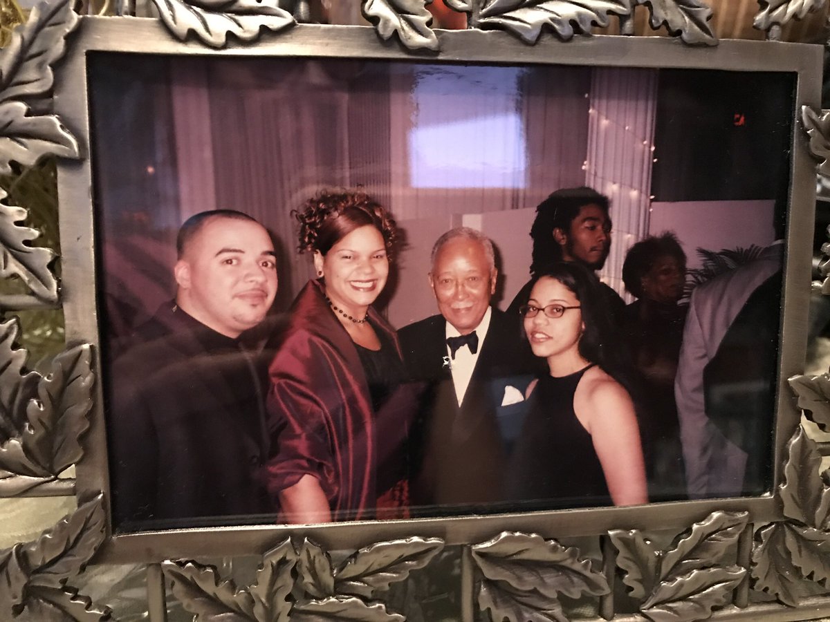 2Jahsmom's tweet photo. Happy Birthday to Mayor David Dinkins. Thank you for dedicating so many resources to youth development during your administration. @darlenejlopez https://t.co/FcBMdZE8U5