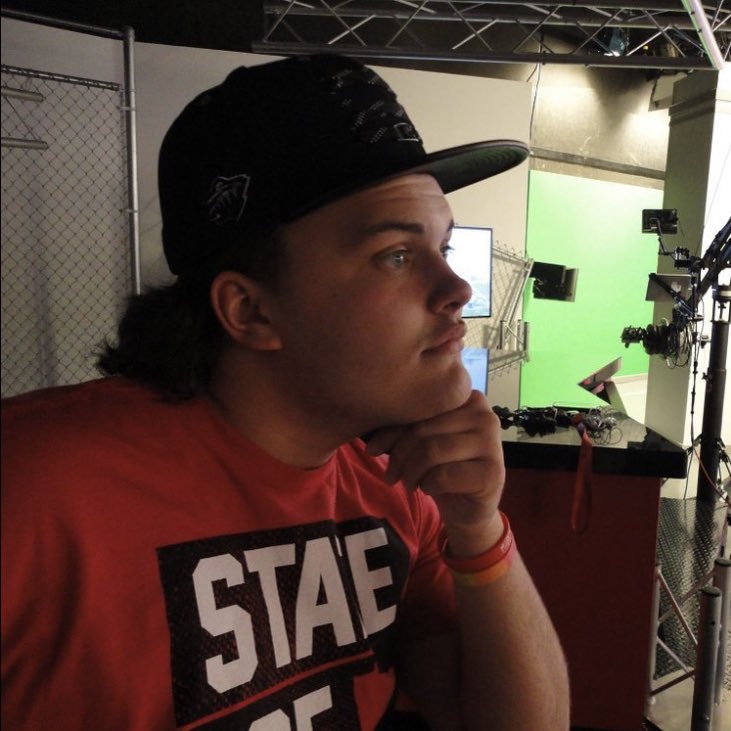 Lagos_Jeremy's tweet image. #flowbackfriday