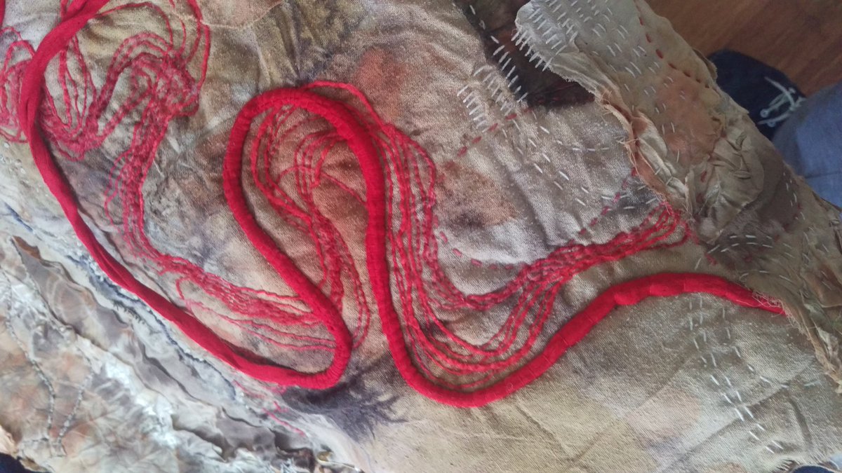 JolaSzymczyk's tweet photo. When the work speaks to you, you know you need to listen and keep on going. 

#createforwellbeing, #createinisolation 
#textileart 
#slowstitching
#markmaking
@jstudio_88 https://t.co/D8I32AQkUc