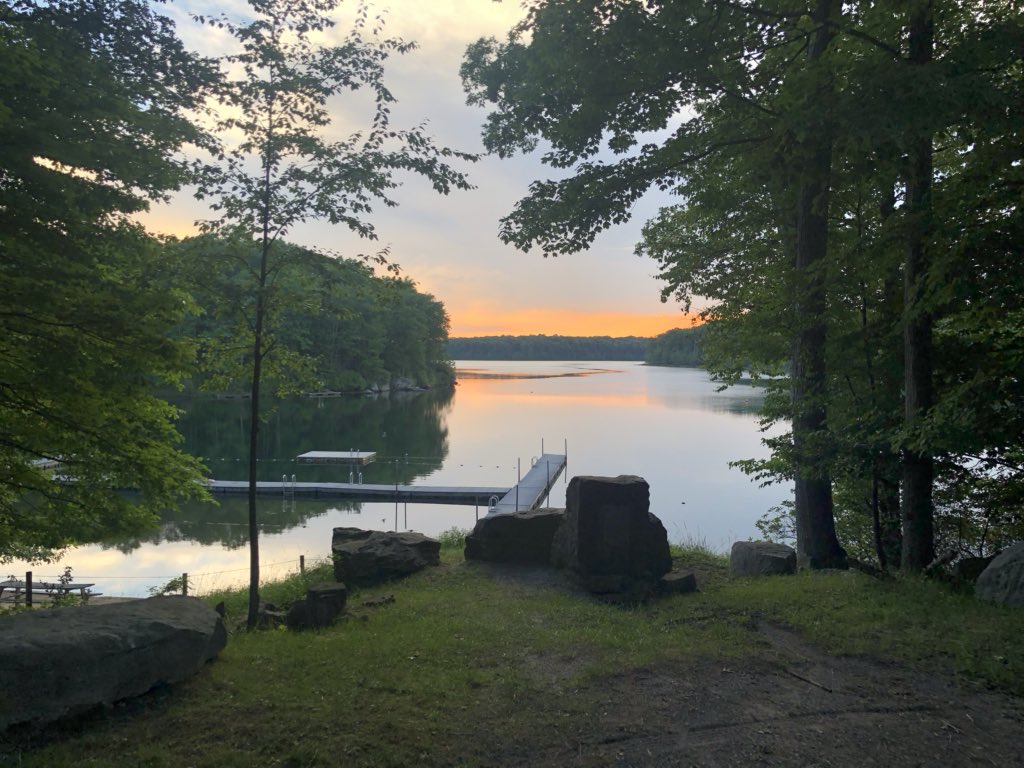 Heritage_Res's tweet photo. Morning or evening, Lake Courage sure is beautiful. ❤️ https://t.co/DGGj1uoc0N