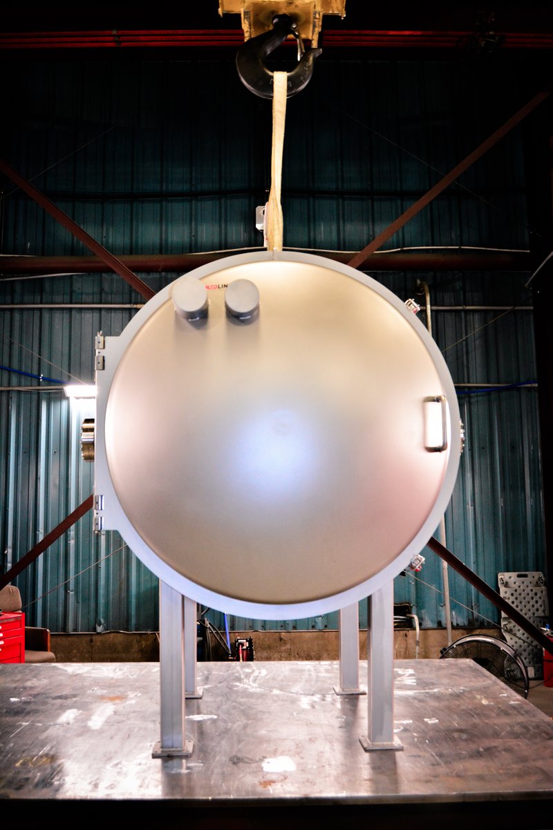 VacuumVolume's tweet photo. Contact us for large vacuum chambers! 🚀🛰️https://t.co/ai7P5Rg3Xx #VacuumVolume #RedlineChambers #vacuumsystem #vacuumtech #vacuumtechnology #vacuumscience #TVAC #thermalvacuum #spacetech #cubesat #smallsat #vacuumchamber #highvacuum #USmanufacturer #aerospace #UHVchamber https://t.co/lG5Rs4uftK