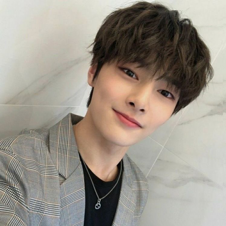 stray kids as  a thread