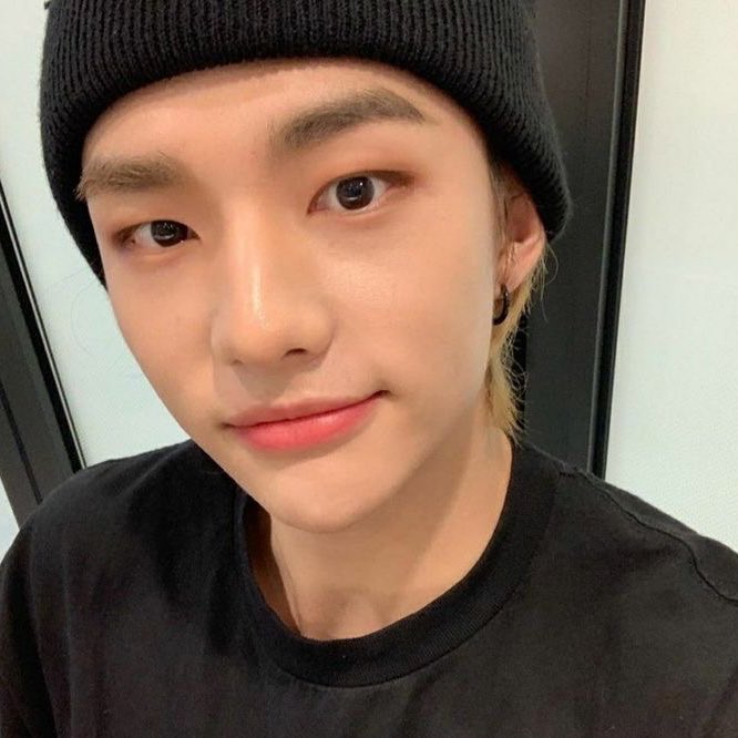 stray kids as  a thread