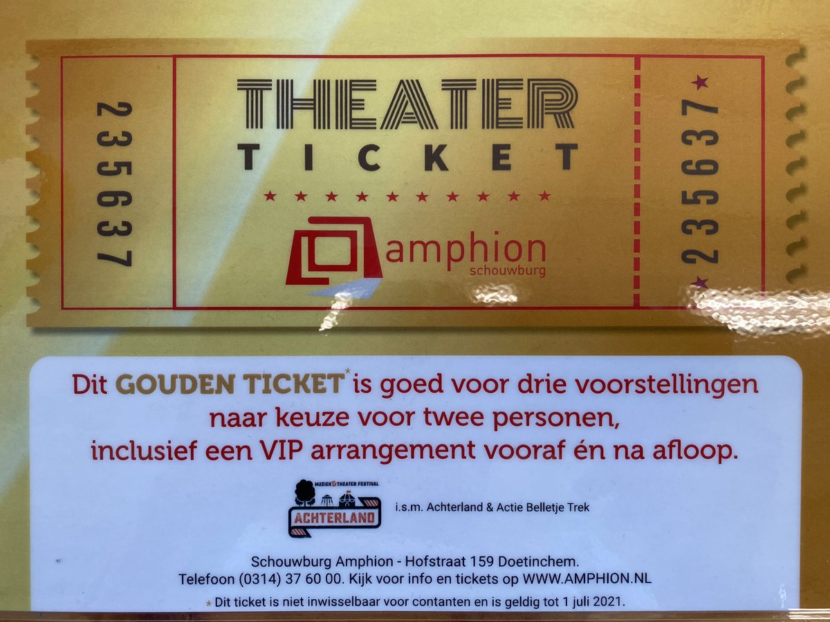 Voor #belletjetrek heeft onze MBO-Award jurylid <a href="/AmphionCharles/">Charles Droste</a> een speciaal gouden ticket gemaakt! De eerste is eindelijk gevonden bij één van de 57000 inwoners van <a href="/dtcleeft/">Doetinchem Leeft</a>   #willywonka #goudenticket #26000tasjes #opkikker #corona