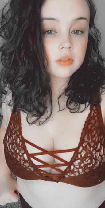 #onlyfansbabe #sugarbaby #bbwgodess #onlyfansnewbies https://t.co/7fkdsT6tVX