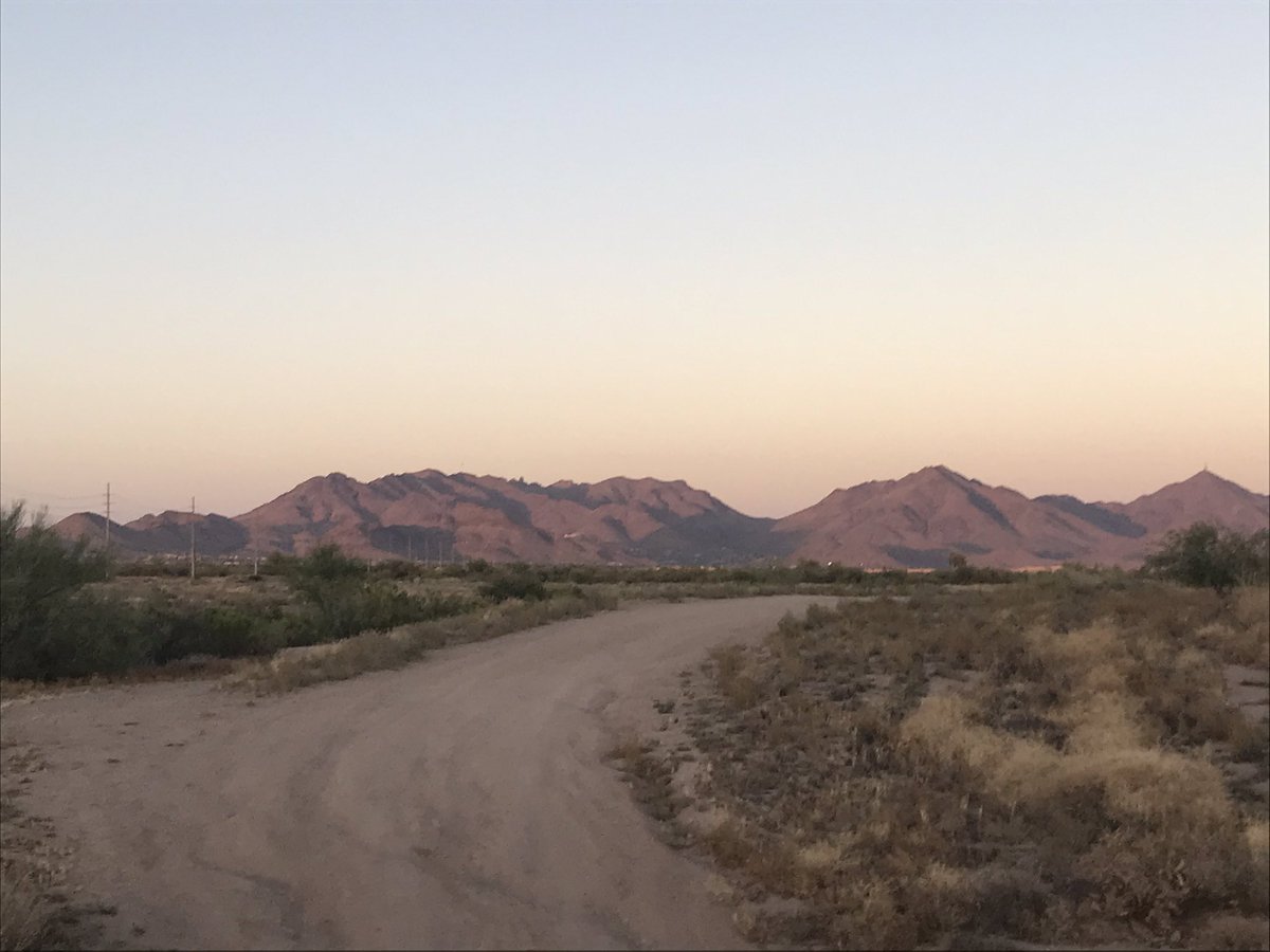 ObsieBirru's tweet photo. I’m grateful for the #gift of #running today &amp; everyday #Running has been #loyal #dependabl in times like this when I can’t hug my friends and family I feel lucky to #run clear my mind to free my soul #Grateful  for my health 🙏 for those in need. May we all find #peace https://t.co/i214kzwRCH