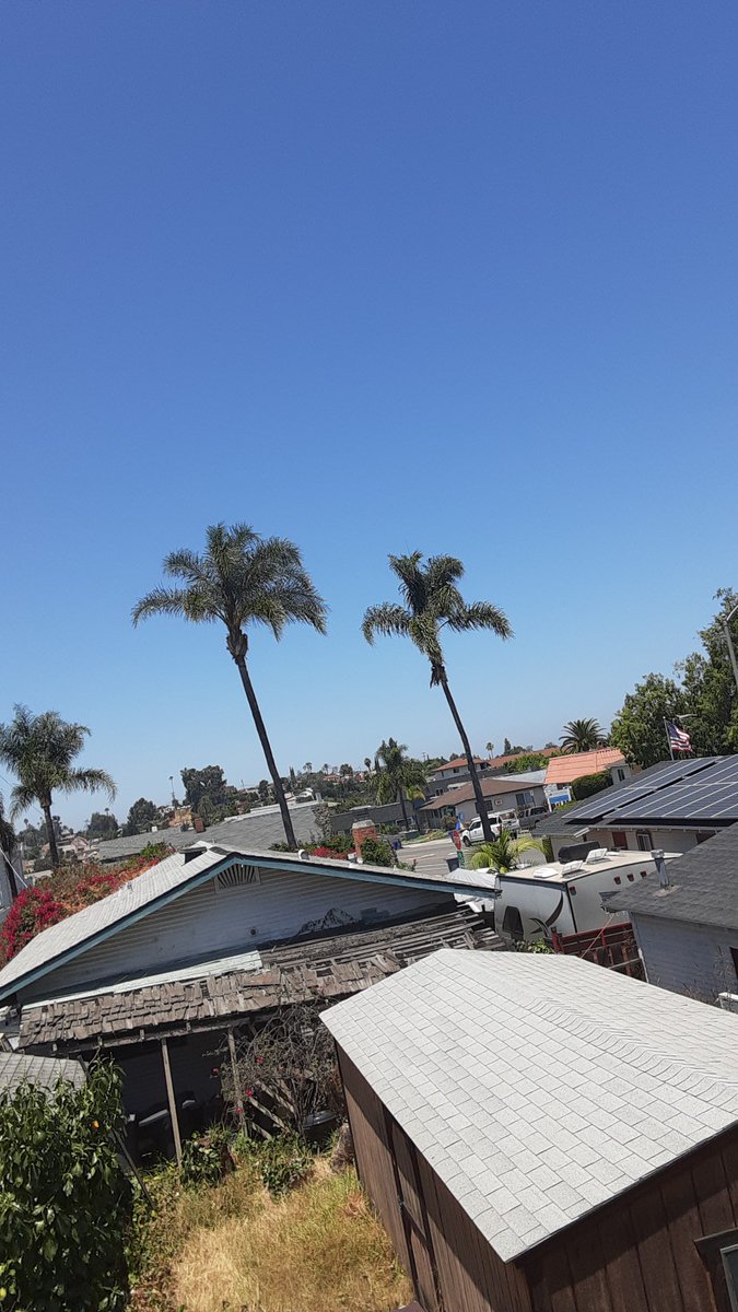 KINGPROPER's tweet image. Nothing was the same but the hustle💯