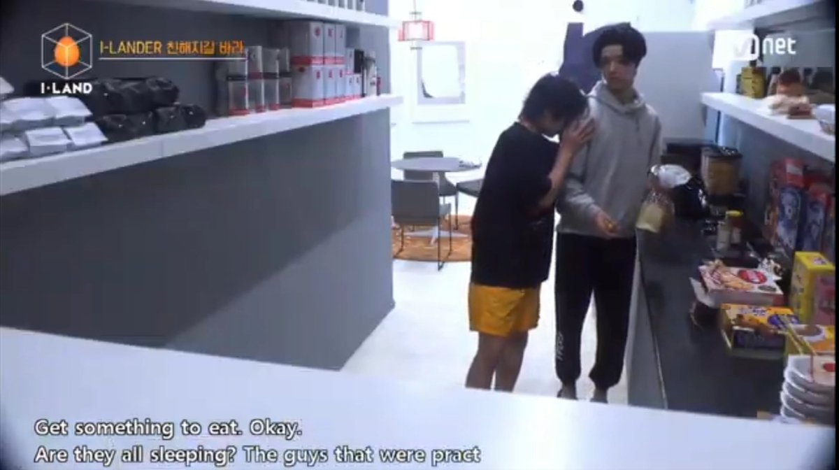 jungwonshield's tweet image. K to Taki : Get something to eat, okay?
*Teaches Taki the steps
*What taki does, K does it too.
*Never leaves Taki's side.

I really love how K treats our Taki 🥺 Awwww Father and son figure 🤧❤️

#ILAND #ILAND_EP3