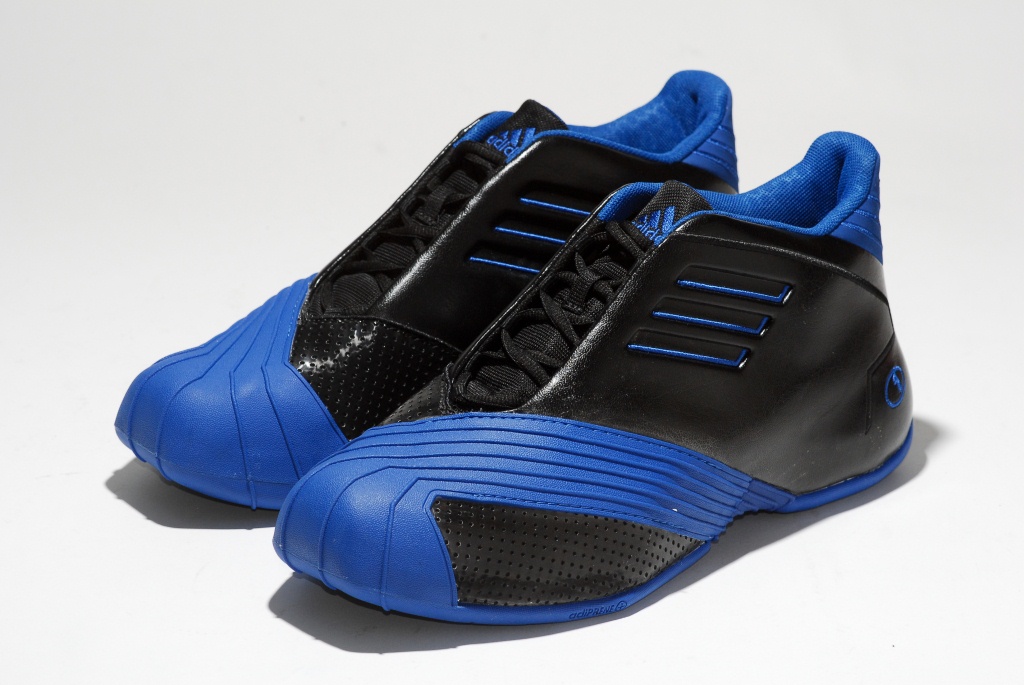 tracy mcgrady blue shoes