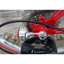 sQL6lRh9kvr8adD's tweet photo. キーレイ扱い開始しました

#baserocketpunch #kiley #ライト #minivelo #ロードバイク https://t.co/0k7dUlDAEU