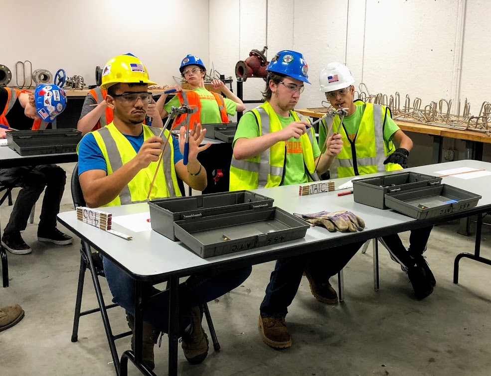 ccf_minnesota's tweet photo. It’s Friday! Are you sick of working a boring 9-5? Check out exciting careers in the construction trades! https://t.co/A9f920yeWQ

#Minnesota #Construction #MNTrades #MinnesotaConstruction #ApprenticeshipWorks https://t.co/tcHXsV9rSg