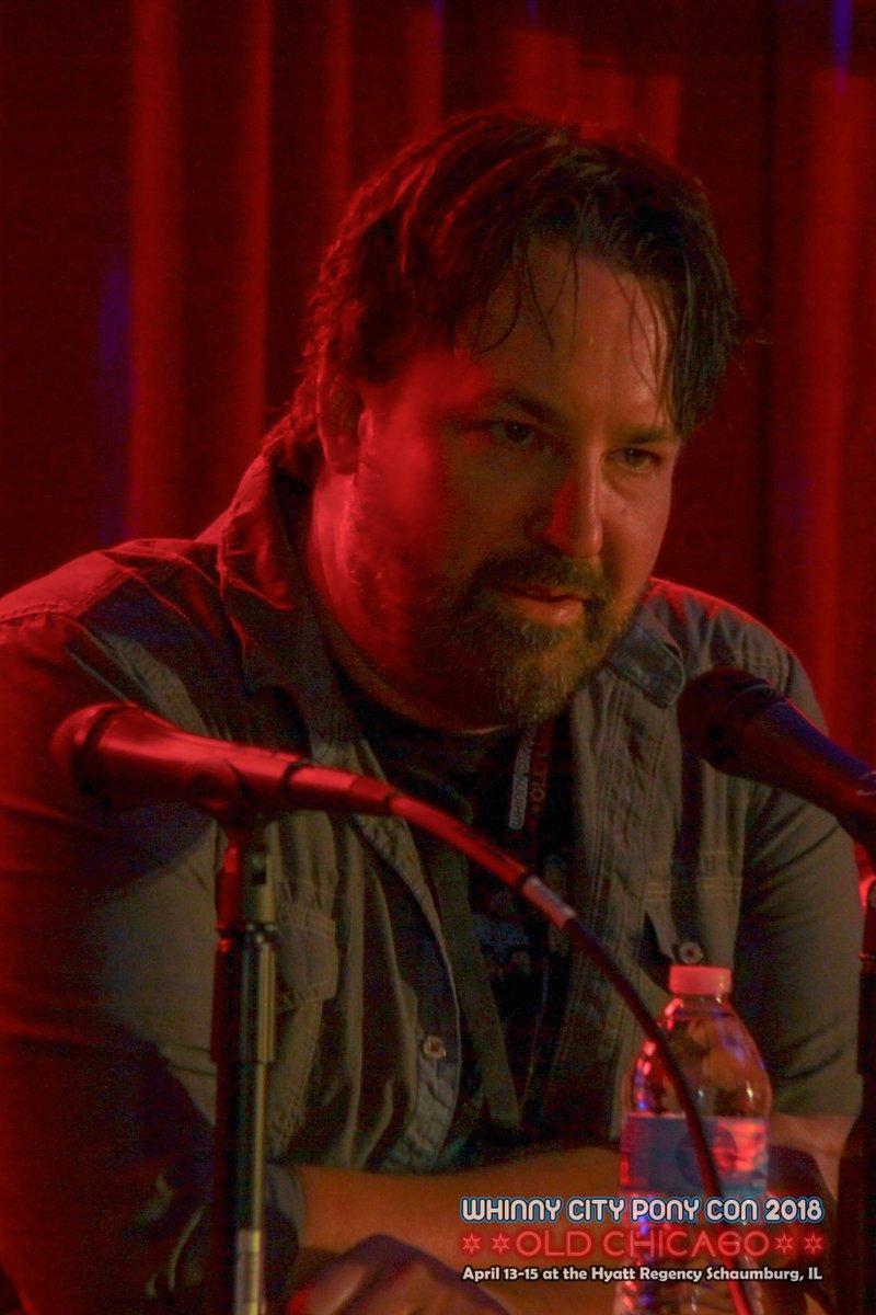 TekCharlie's tweet photo. So I'm chipping away at my embarrassingly long backlog of processing con photos, starting with #WCPC18 (I know, I know) and I think I may have just found the most menacing photos of @M_A_Larson ever. I wonder if @AndreaLibman knows what he was focusing so intensely on? https://t.co/PCOoKBC5aQ