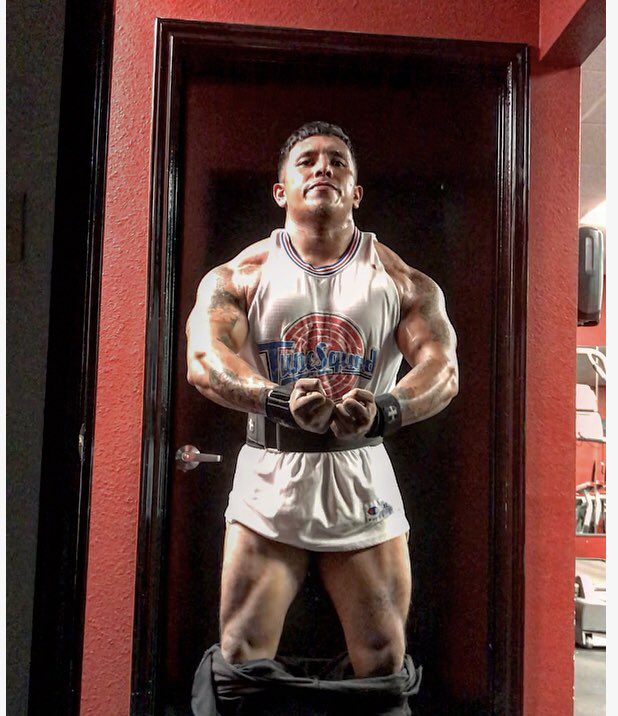 retroab_24's tweet photo. Killer workout with the iorn brotha 🦍 @abel___shreds dungeon massacre https://t.co/H0cofSoLMr