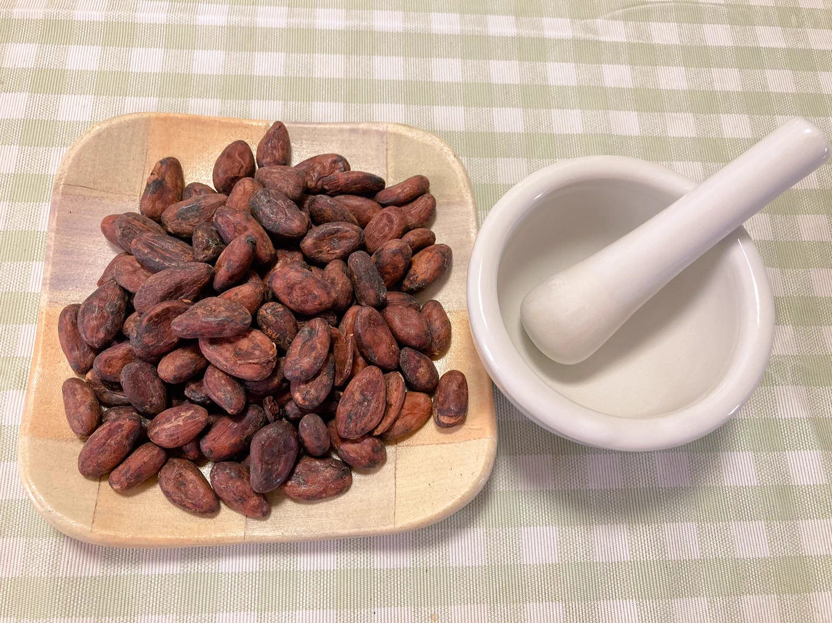 人に優しい人間になりたい！というわけでカカオ豆からチョコレートを作ってみた。