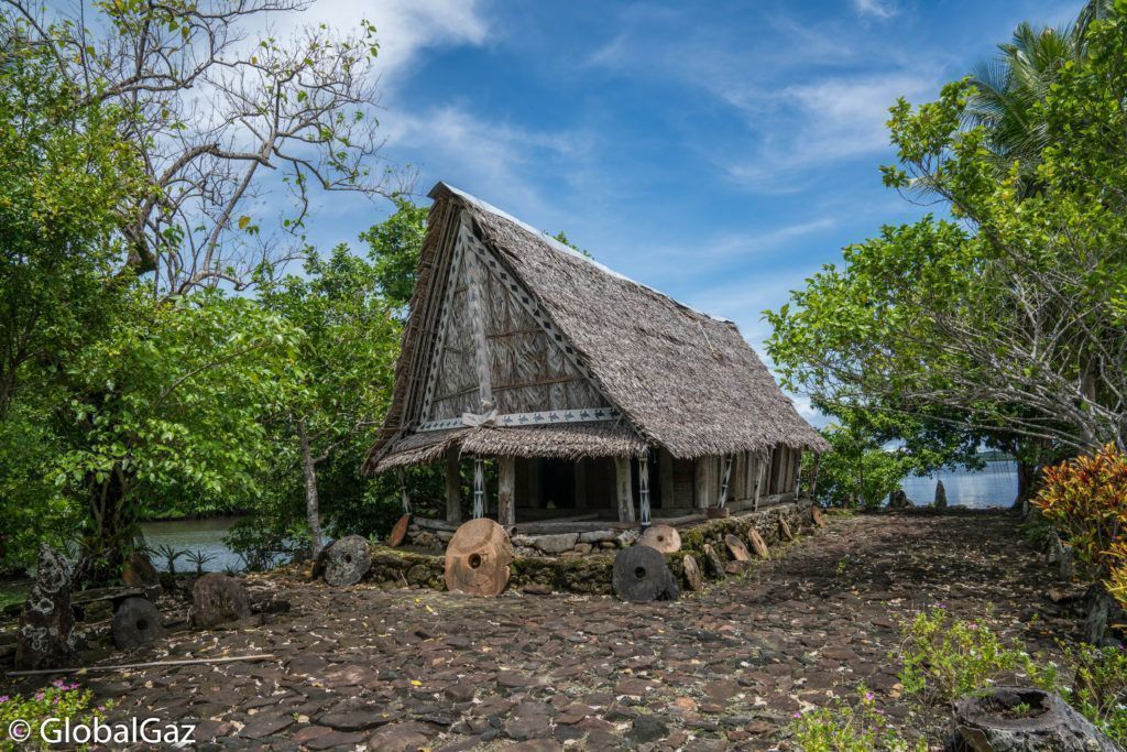 Global_Gaz's tweet photo. Read about the Stone Money of #Yap. A remote island in the middle of the Pacific Ocean. https://t.co/HiR0Lz5Emm #travel #StoneMoney https://t.co/jdyEhIkqCi
