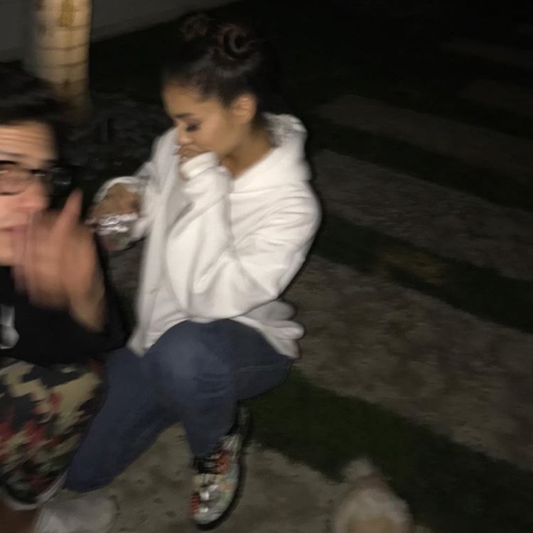 ariana grande being the tiniest person; a thread