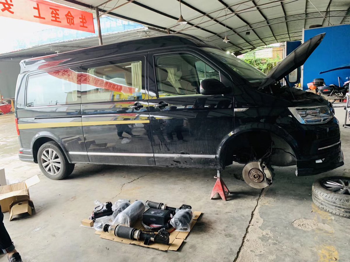 AIRBFT2's tweet photo. #airsuspension
#airbft 
#airride 
#airbftsuspension #airridesuspension 
#airsociety
#nullbar
#usdm
#airbags
#bagged
#bagriders
#baggeddaily
#battlegang
#violentclique
#stanced
#slammed
#lowered
#stancenation
凯路威 https://t.co/Pj0gxYcGdR