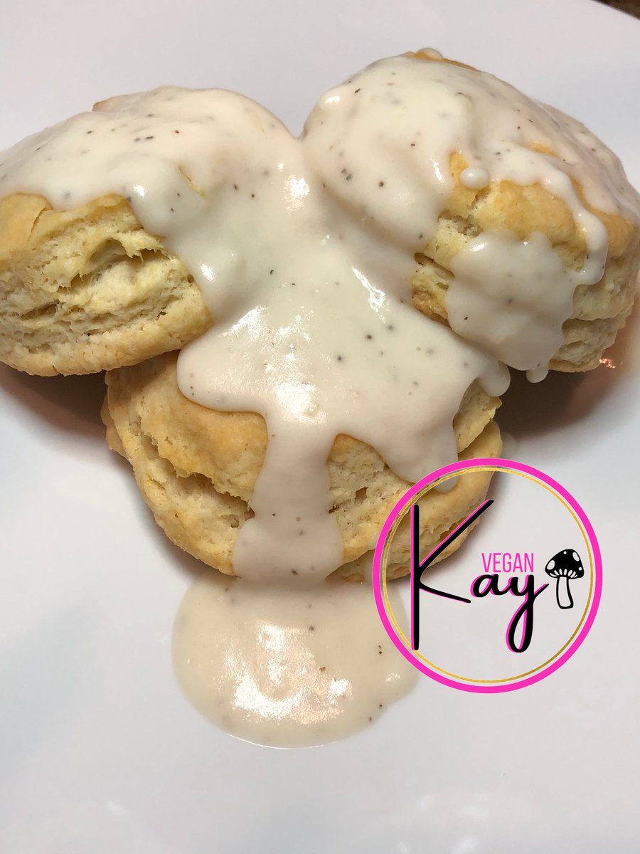 kalynbroadway's tweet photo. It cost $0 to RT.  I just started my 🌱VEGAN🌱 YouTube channel this week.  PLEASE SHARE❤️ You never know who is trying to transition to the 🌱VEGAN🌱side 🤤😋❤️ https://t.co/LN4d3lHjZT