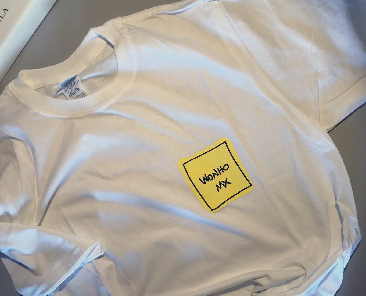 Monbebely's tweet photo. I received a special gift from a very special friend 💕 
She created this beautiful t-shirt with our 100 days hashtags for Wonho, back in March.
Looking at those # it brought to me all the feelings during those days 😭
And now he is finally back
@Official__Wonho @OfficialMonstaX https://t.co/HZ02nSdnMN