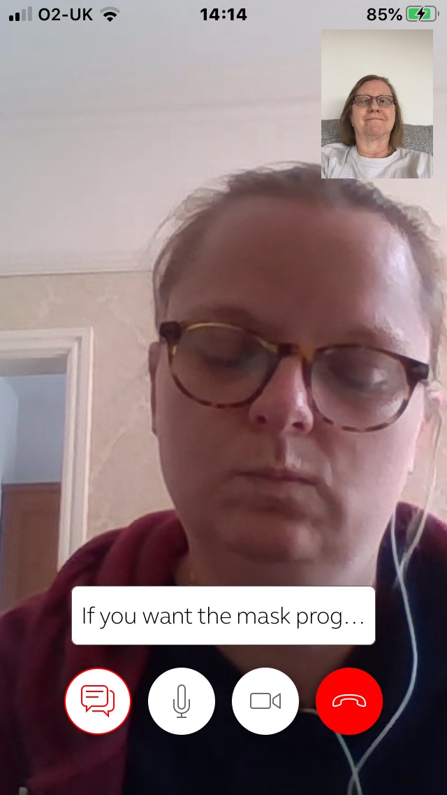 Cherrysouth's tweet photo. I experienced fab remote #LiveAssist realtime video call with #audiologist for my #ENZOQ #ReSound HA’s. Remote options during this pandemic reducing travel &amp; adds other additional benefits of personalised service. Bonus of new program setting for #facemask
https://t.co/rmZr2CfiD8 https://t.co/wd6oocvTgM
