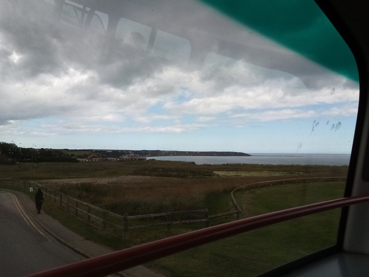 GouldthorpeAlan's tweet photo. #Viewfromthebuswindow #FileyBay from #PrimroseValley holiday park onboard the @EYBuses #service13
A lovely scenic journey https://t.co/OZqfHvvdVG