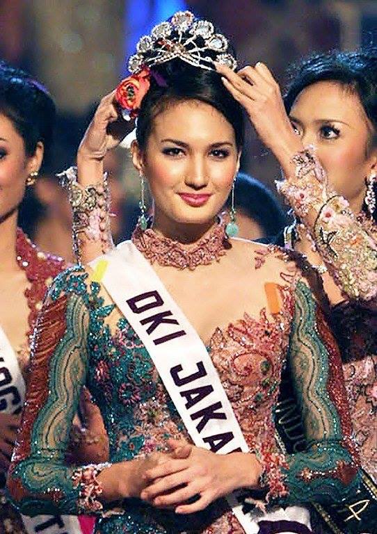 Maju ke tahun 2005, pemenang Puteri Indonesia lagi lagi dan lagi, kembali ke DKI Jakarta 4 melalui, Nadine Chandrawinata. Kaget?? Baru tau kalau Nadine pemenang PI? Dan Nadine ini juga menjadi pemenang mixblood pertama di Puteri Indonesia (cmiiw), mewakili Indonesia di MU 2005