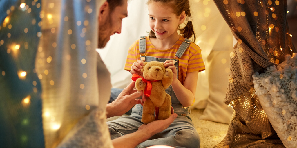 YourCreativeOwl's tweet photo. Ideas for children's creative activities. Dens and teddies awesome combination.
Join us in Oscar's Club and play ‘what could it be?’ with a live weekly video and loads more ideas. 
https://t.co/r0YGFrasoD
#createyourownmagic #parenting #creativeinspiration #creativityforkids https://t.co/54uWXPKmcd