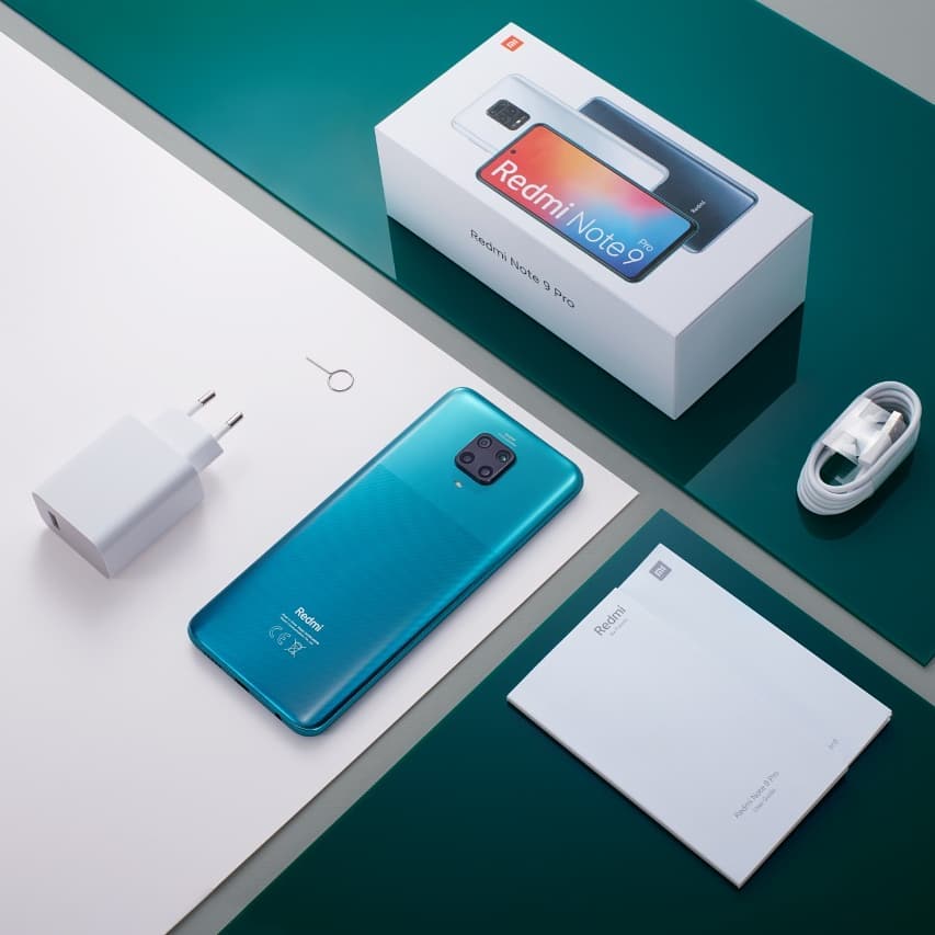 itsBurJuman's tweet photo. When premium meets epic experience.
Now Available at Mi Stores starting AED 1449/- #xiaomi #xiaomiuae
#MiNote10Lite #EpicCameraEpicDisplay
@xiaomiuae @itsBurJuman https://t.co/mp0076qUwn