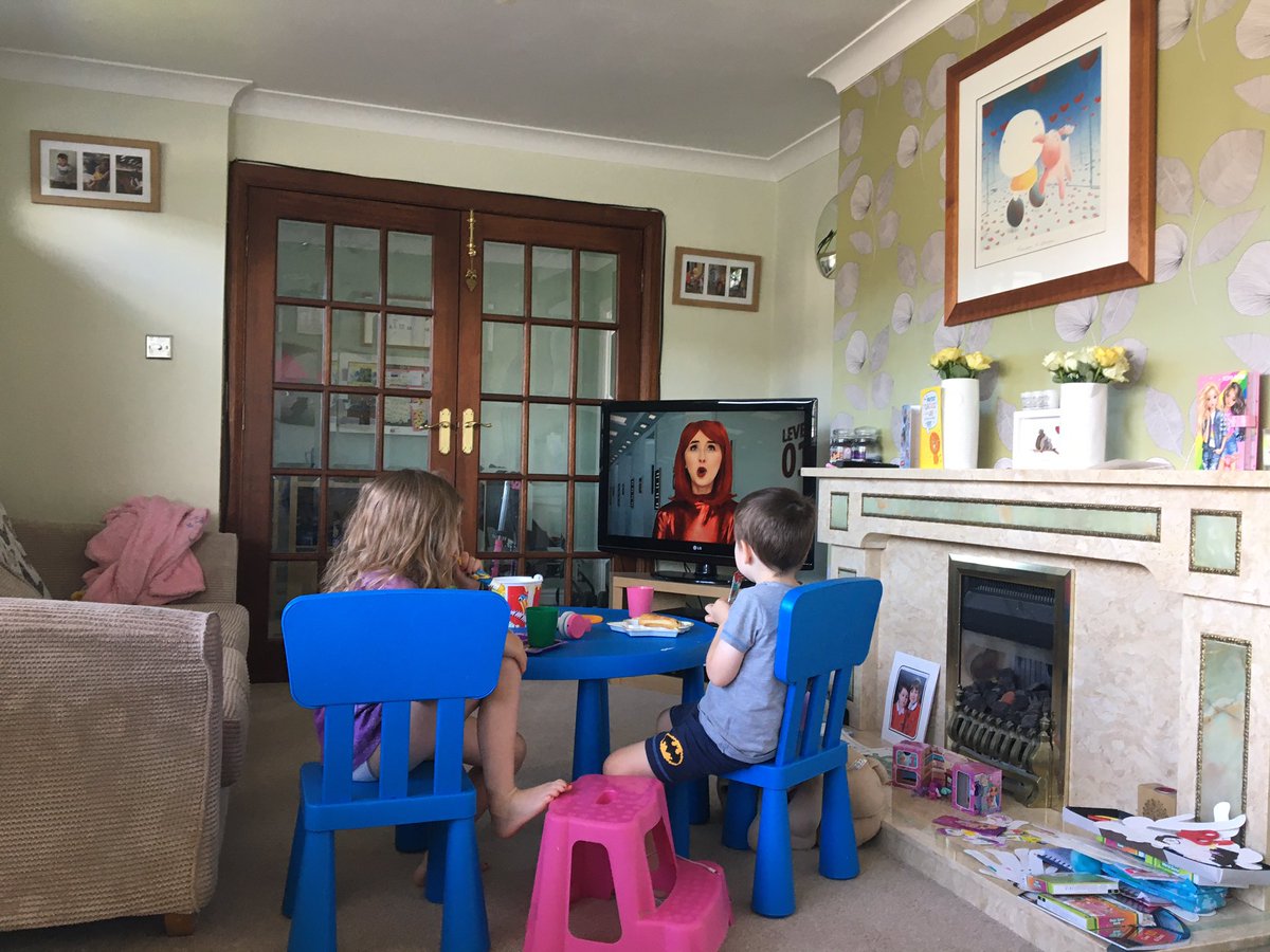 jukesm's tweet photo. #superpops breakfast - day 124 @ScarletSheppard @theprincess_liv https://t.co/ECKhJYMXOV