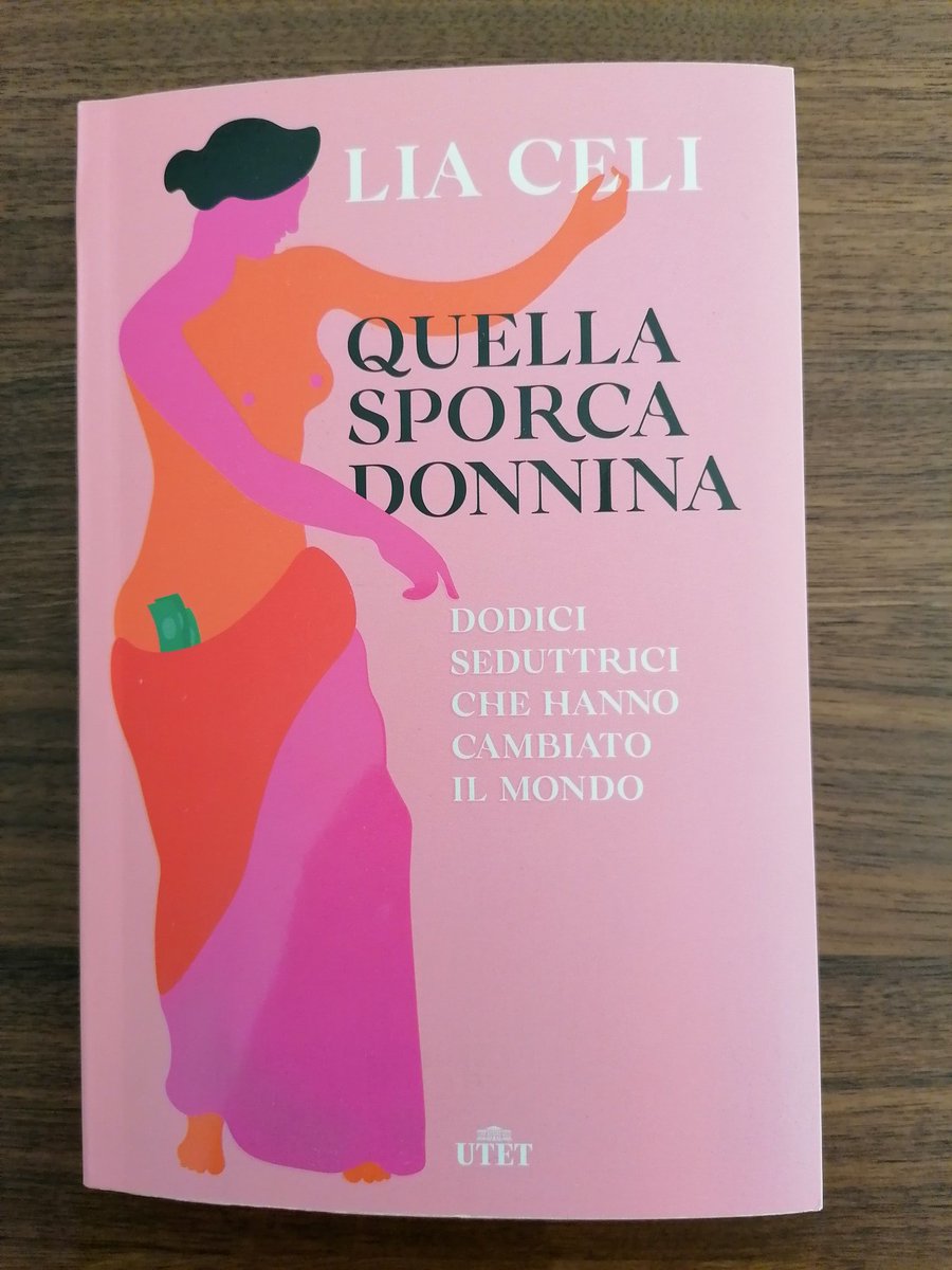 guidu79's tweet photo. Per #angolodellibro ho seguito il consiglio di @MenorraPiccicud
Quella sporca donnina di @liaceli
Divertente e coinvolgente https://t.co/pVclTKH3gL