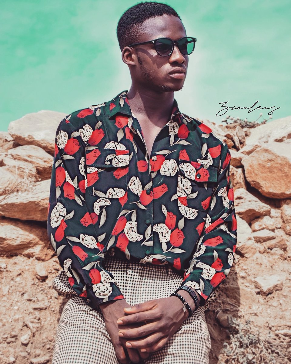 1adayilo's tweet image. Light tomorrow with today!!