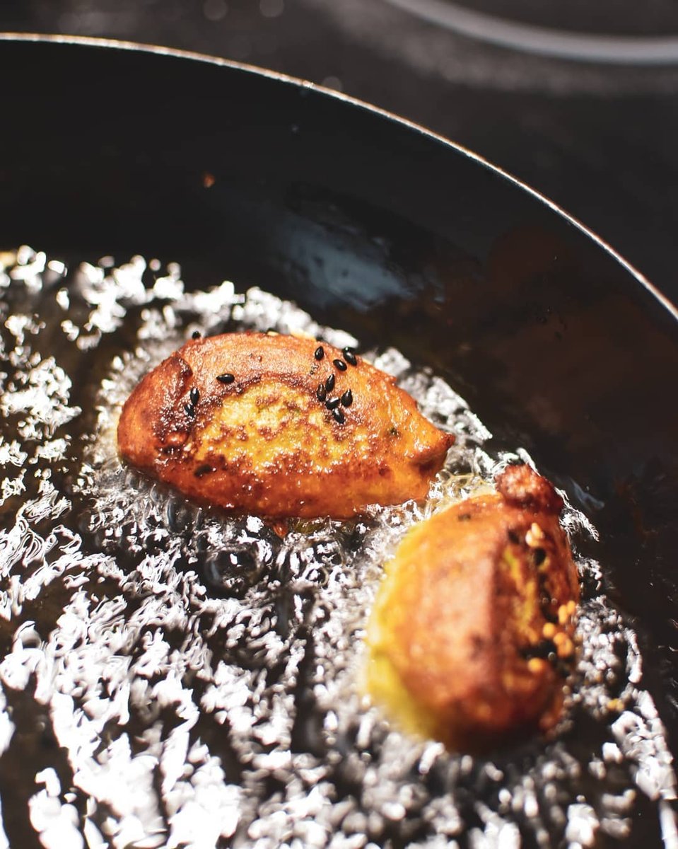 FoodLoversMkt's tweet photo. Saturday plans? Ours are crispy falafels and refreshing citrus dressing! Get the recipe on from the Big Tasty Bite: https://t.co/G3EfuVSh4b
#foodloversgo( #📷 @TheBigTastyBite https://t.co/yokmlwMRt1