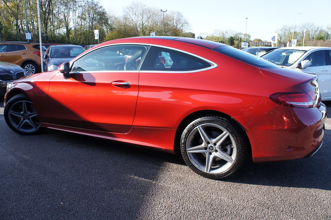 Sinclair_Direct's tweet image. Our forecourt is fully OPEN...with over 100 quality and competitively priced cars ready for you - such as this sporty, stylish and highly spec'd Mercedes-Benz Coupe C250 AMG Line Premium WAS £25,995 NOW £22,995.

Search / Finance / Collect at sinclairdirect.co.uk/used-car-searc…